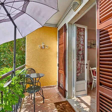 Al Glicine Apartments Lazise Exterior photo