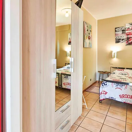 Al Glicine Apartments Lazise Exterior photo