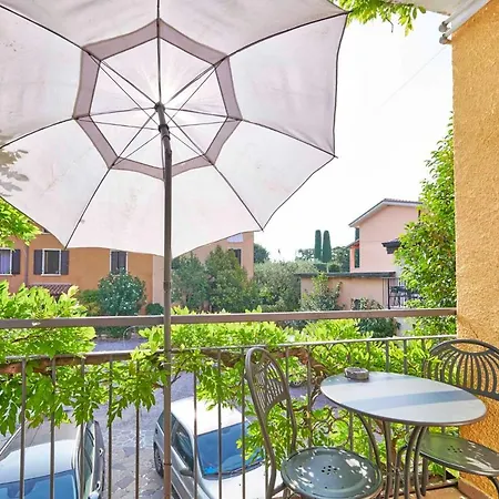 Al Glicine Apartments Lazise Exterior photo