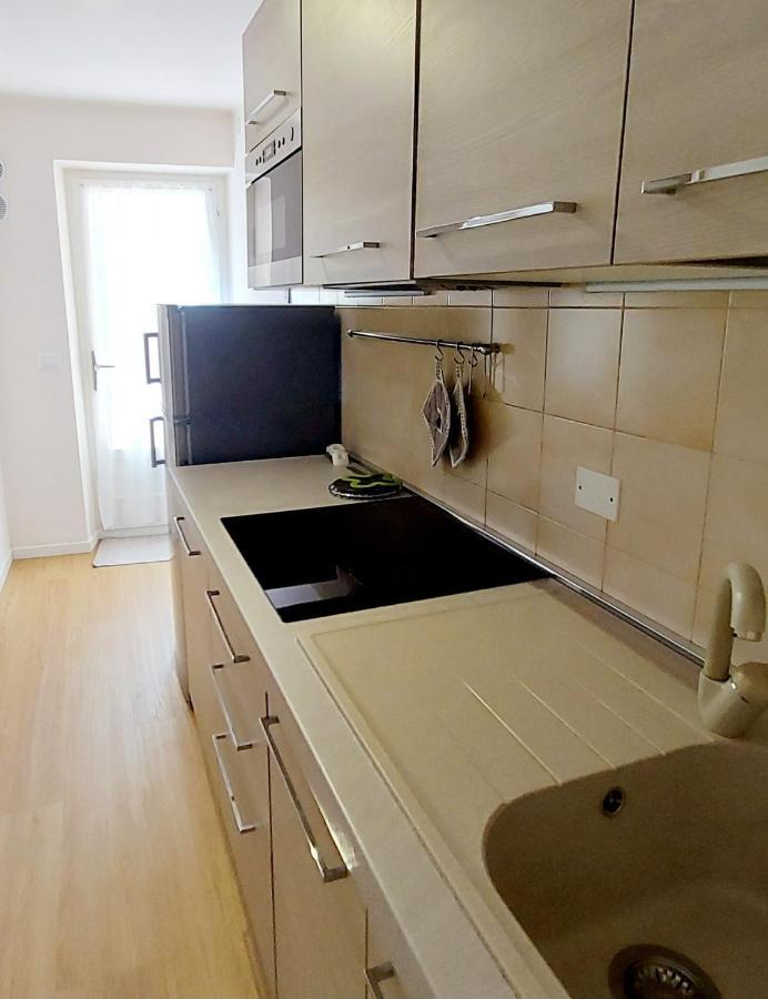 Apartment Al Glicine Lazise